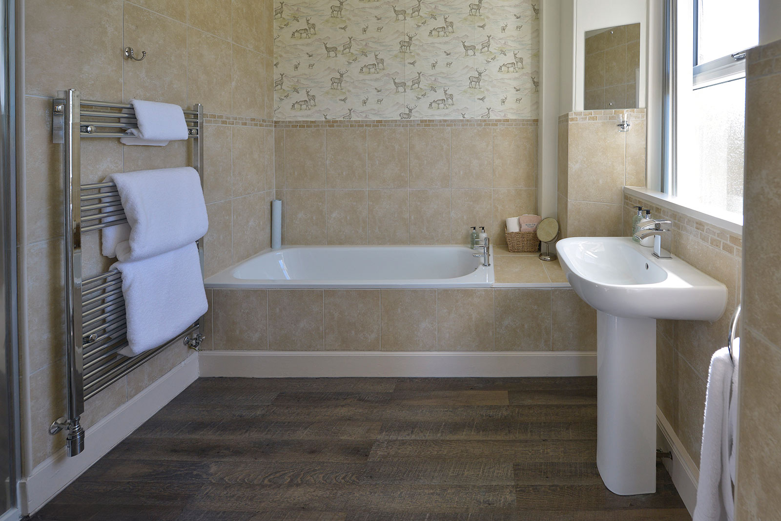 The Poplars Guest House - Superior Double Room Bathroom